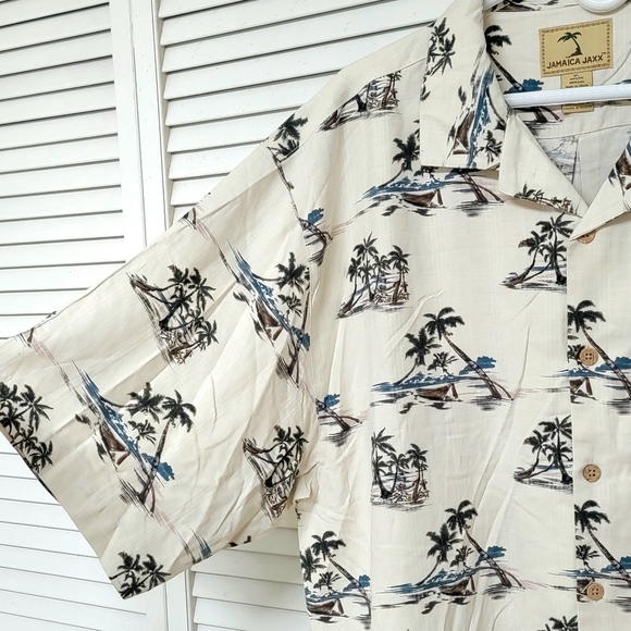 Jamaica Jaxx Silk Button-up Shirt - Picture 6 of 10